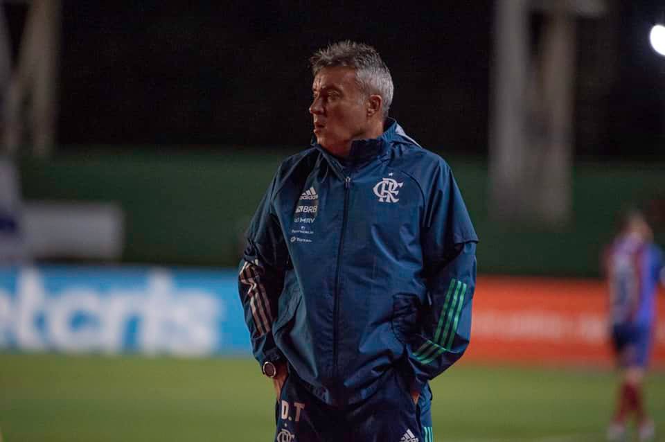 Treinador do Flamengo despedido apenas três meses depois de suceder Jorge Jesus