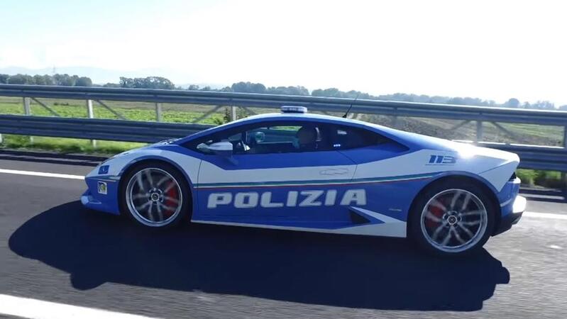 Polícia italiana entrega um rim para transplante urgente num Lamborghini a 230km/h | VÍDEO