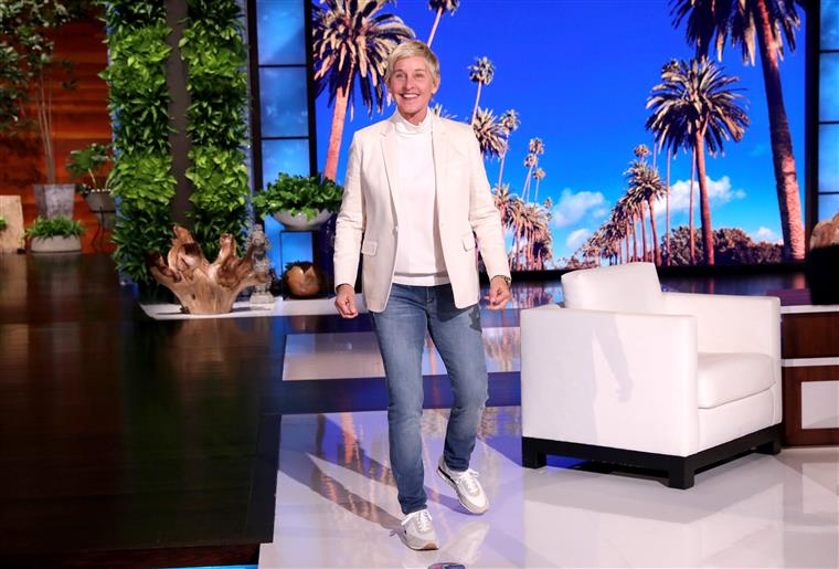 Ellen DeGeneres está infetada com covid-19
