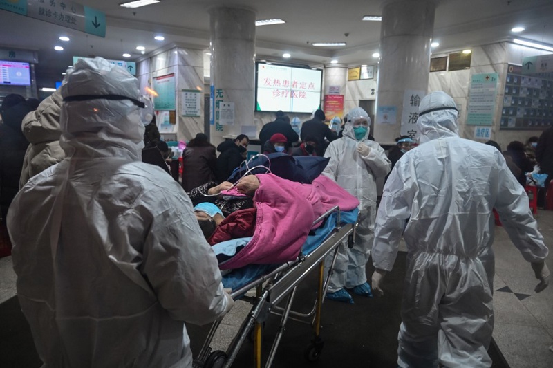 Enfermeira chinesa diz que há 90 mil infetados e acusa autoridades de estarem a mentir