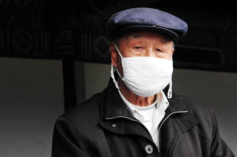 Primeira vítima mortal do novo coronavírus em Pequim