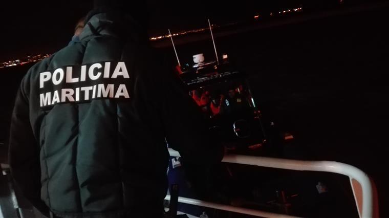Polícia Marítima interceta embarcação ilegal no Algarve