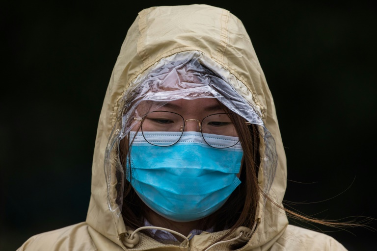 Vídeo mostra desespero das famílias dos médicos e enfermeiros enviados para Wuhan