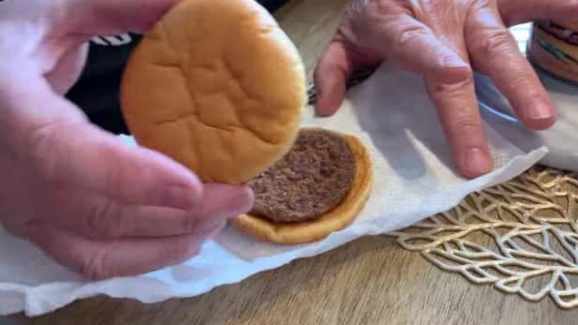 20 anos depois este hambúrguer da McDonald´s está como novo