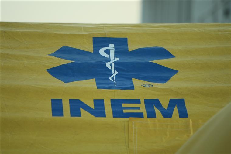 Colisão entre veículo e ambulância provoca três feridos em Lisboa