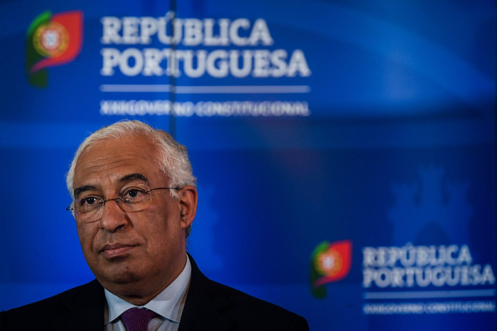 António Costa quer reunir-se com PCP, BE, PAN e PEV para negociar OE