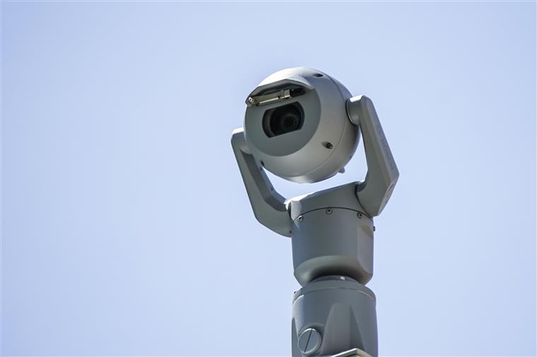 Baixa do Porto vai passar a ter câmaras de videovigilância