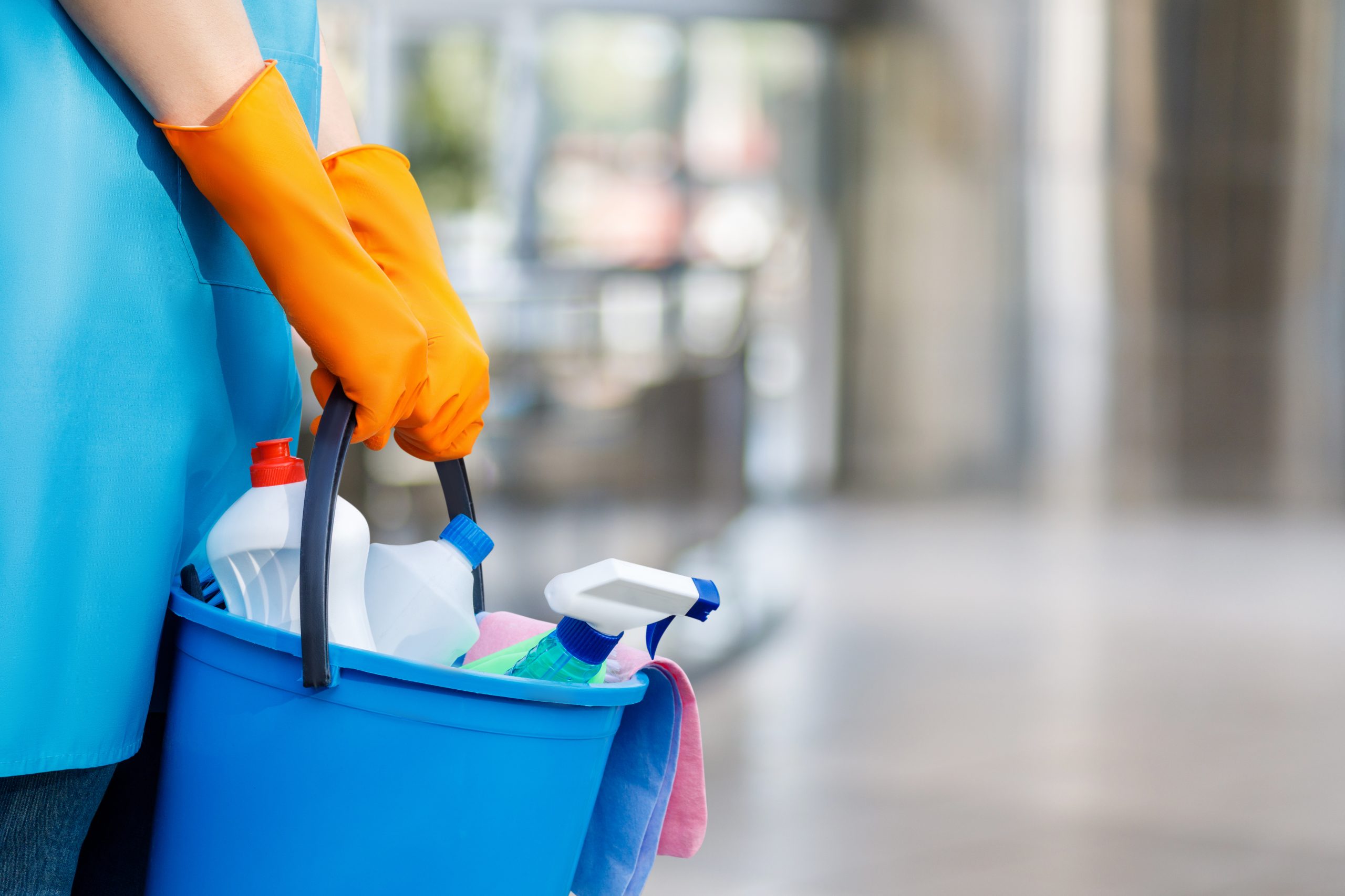 50% das trabalhadoras do serviço de limpeza com medo de contrair covid-19