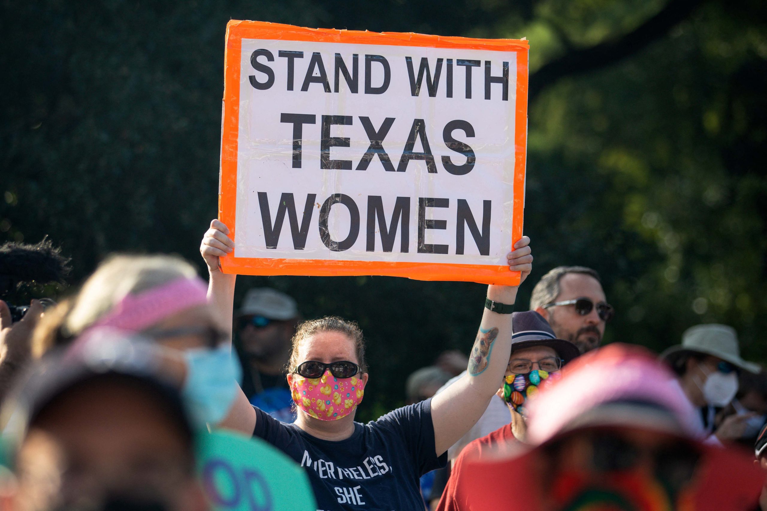 Lei do aborto no Texas bloqueada temporariamente por juiz federal