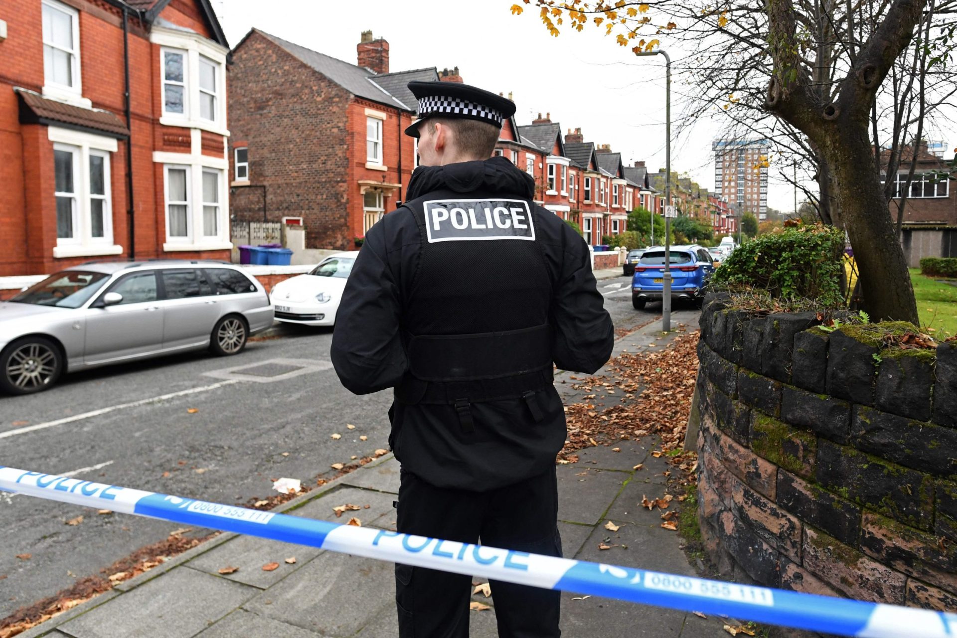 Reino Unido sobe para o nível &#8220;grave&#8221; de alerta para o terrorismo após incidente com explosivo no interior do táxi