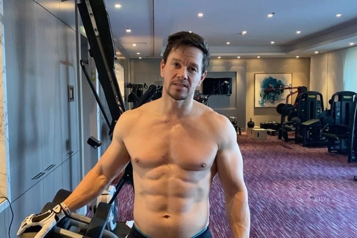 A estranha rotina de treinos que Mark Wahlberg continua a praticar