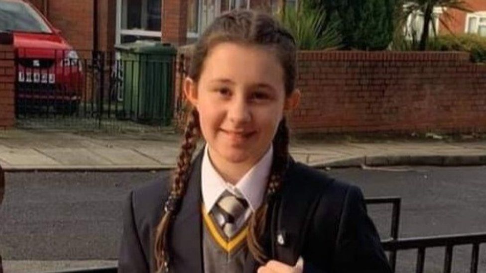 Adolescente acusado do homicídio de menina de 12 anos no centro de Liverpool