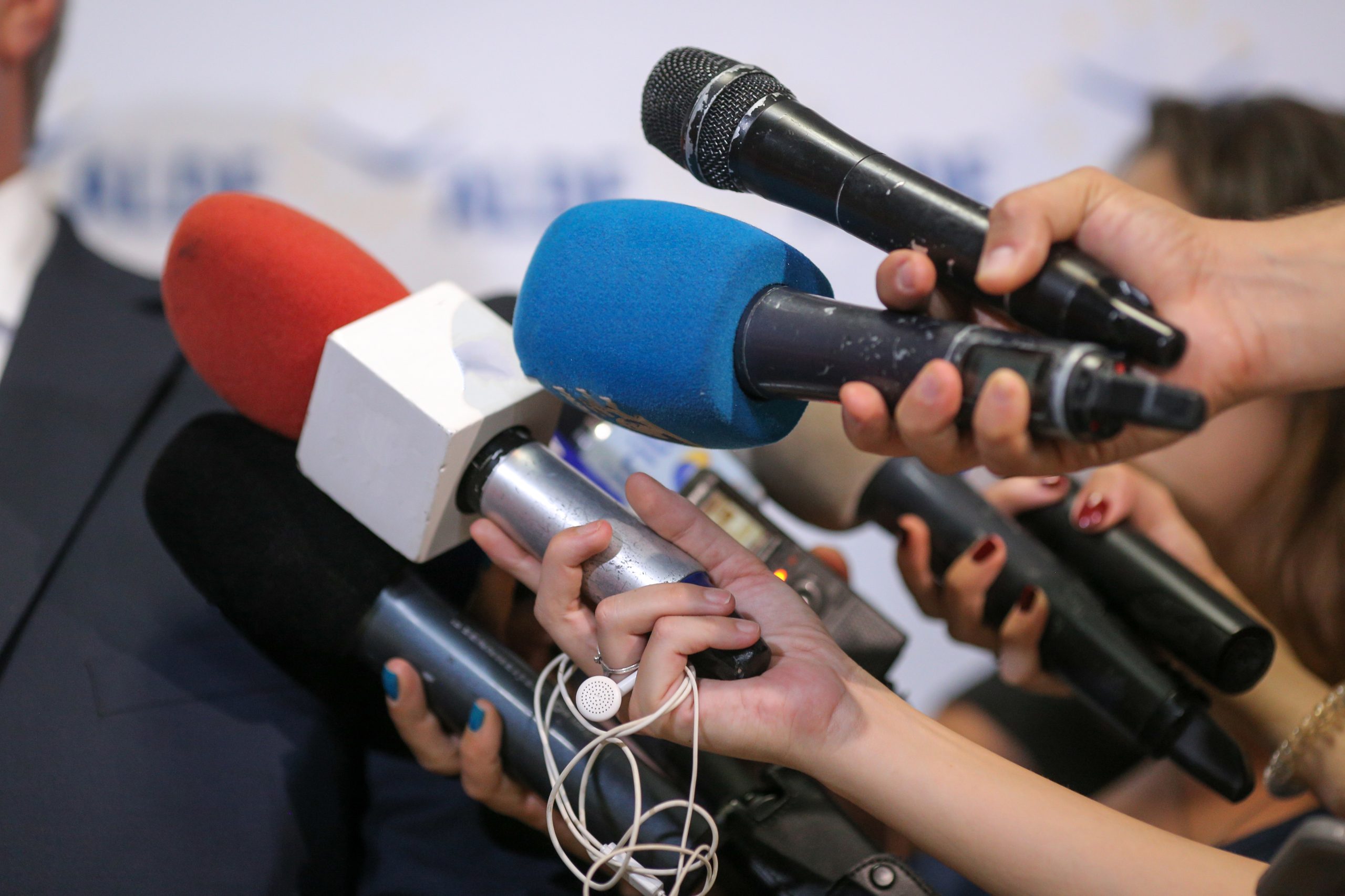 ERC assinala “gravidade” de vigilância a jornalistas e pede medidas ao MP