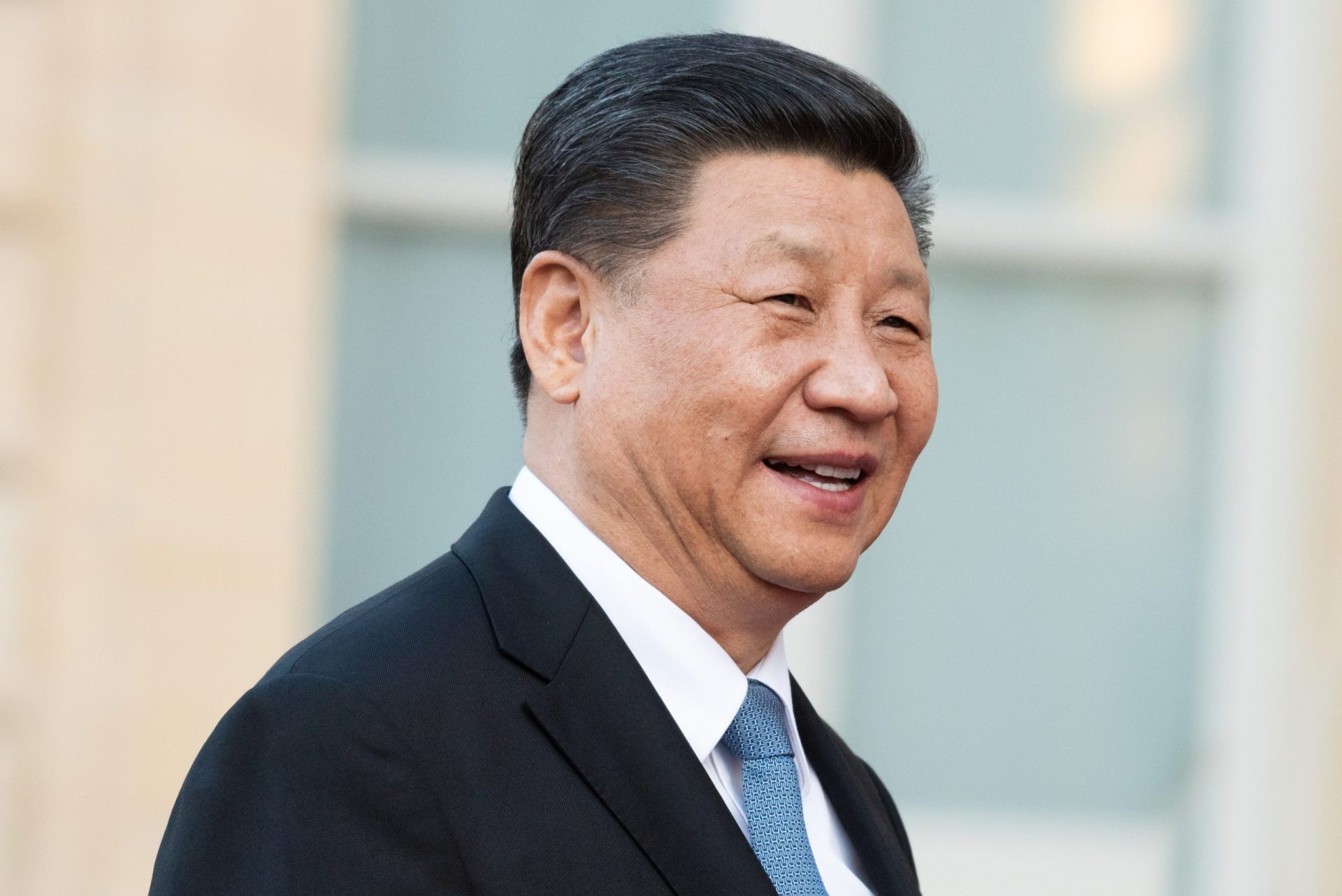 China afirma que continuará a promover a abertura ao mundo