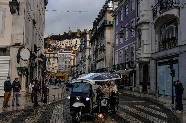 Portugal regista o número de novos casos mais elevado desde o início da pandemia: Foram mais de 10 mil