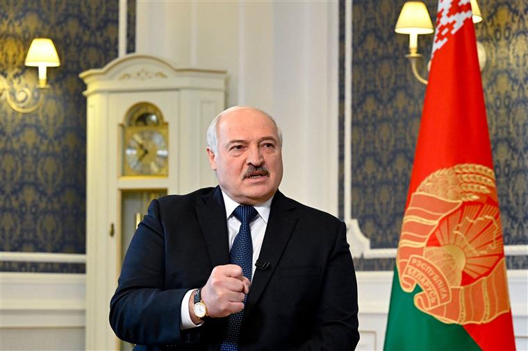 Polónia, Lituânia e Ucrânia estão a preparar ataques contra Bielorrússia, acusa Lukashenko
