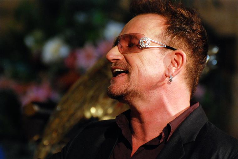 Bono compara Zelensky a Mandela e Martin Luther King