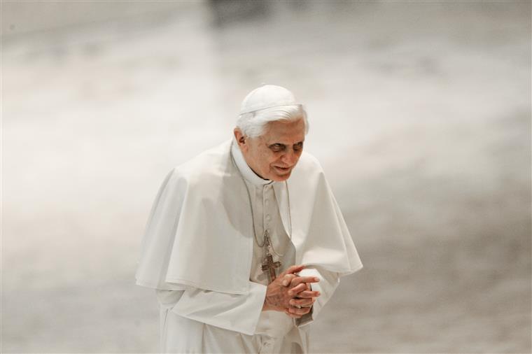 Morreu o Papa Bento XVI aos 95 anos