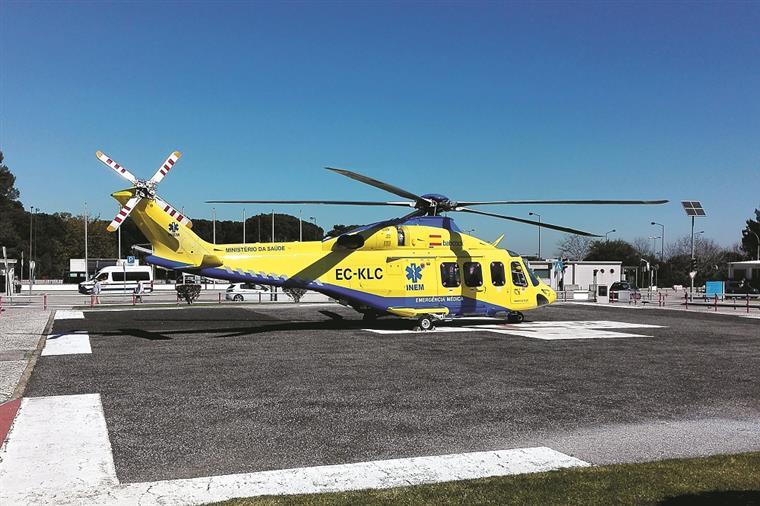 Homem levado de helicóptero para hospital depois de cair de mota 4