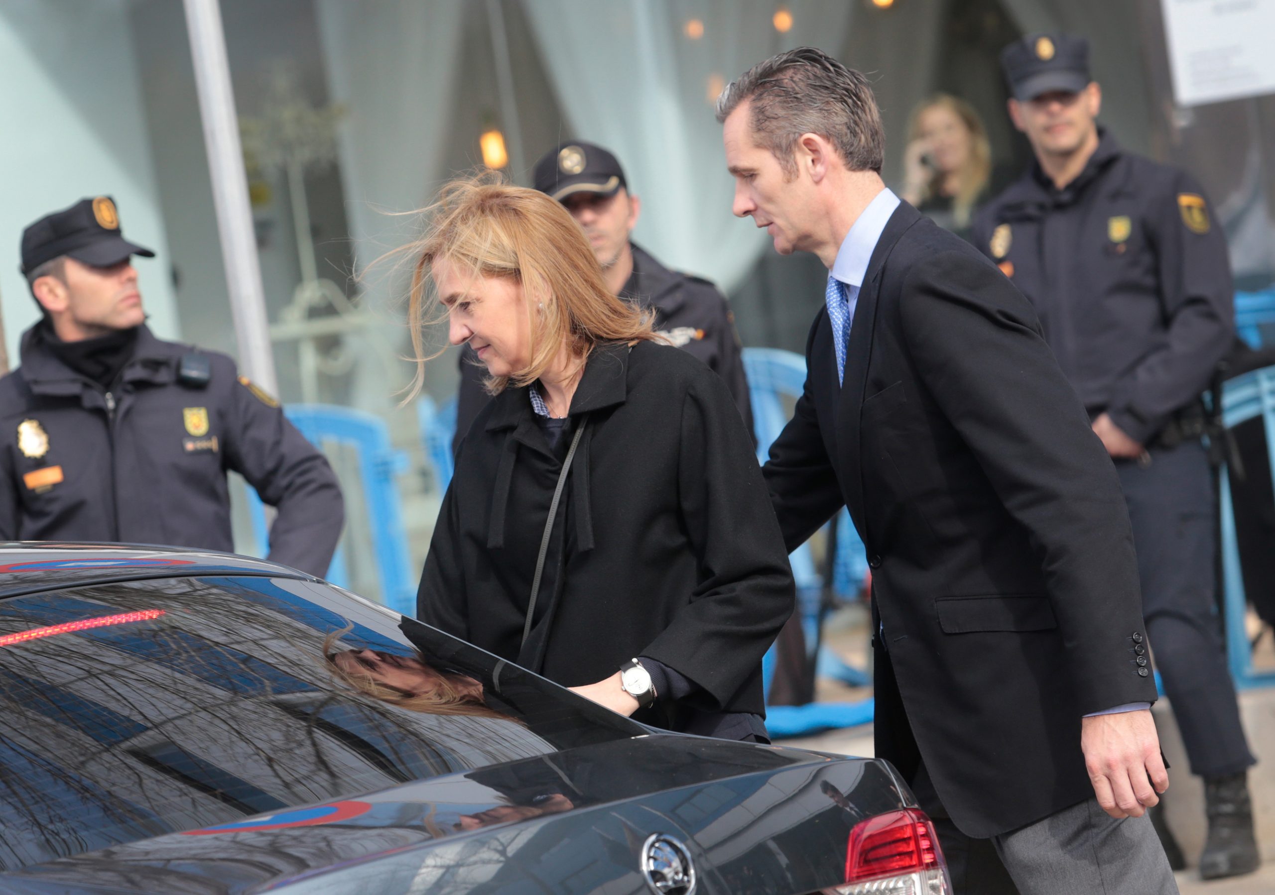 Infanta Cristina e Iñaki Urdangarin anunciam divórcio