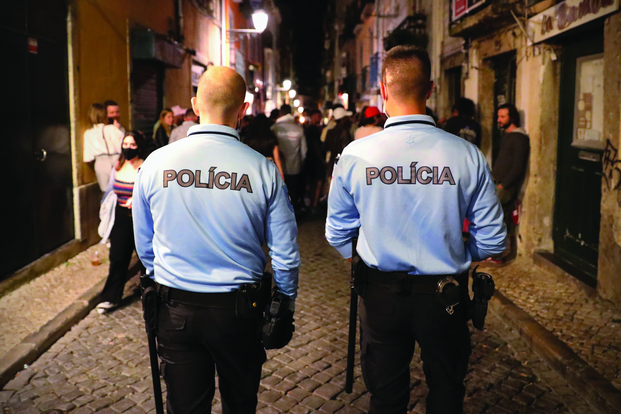 Viaturas policiais. SINAPOL denuncia restrições de circulação e abastecimento de combustível