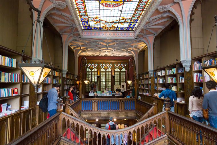 Livraria Lello no Porto pode vir a ser monumento nacional