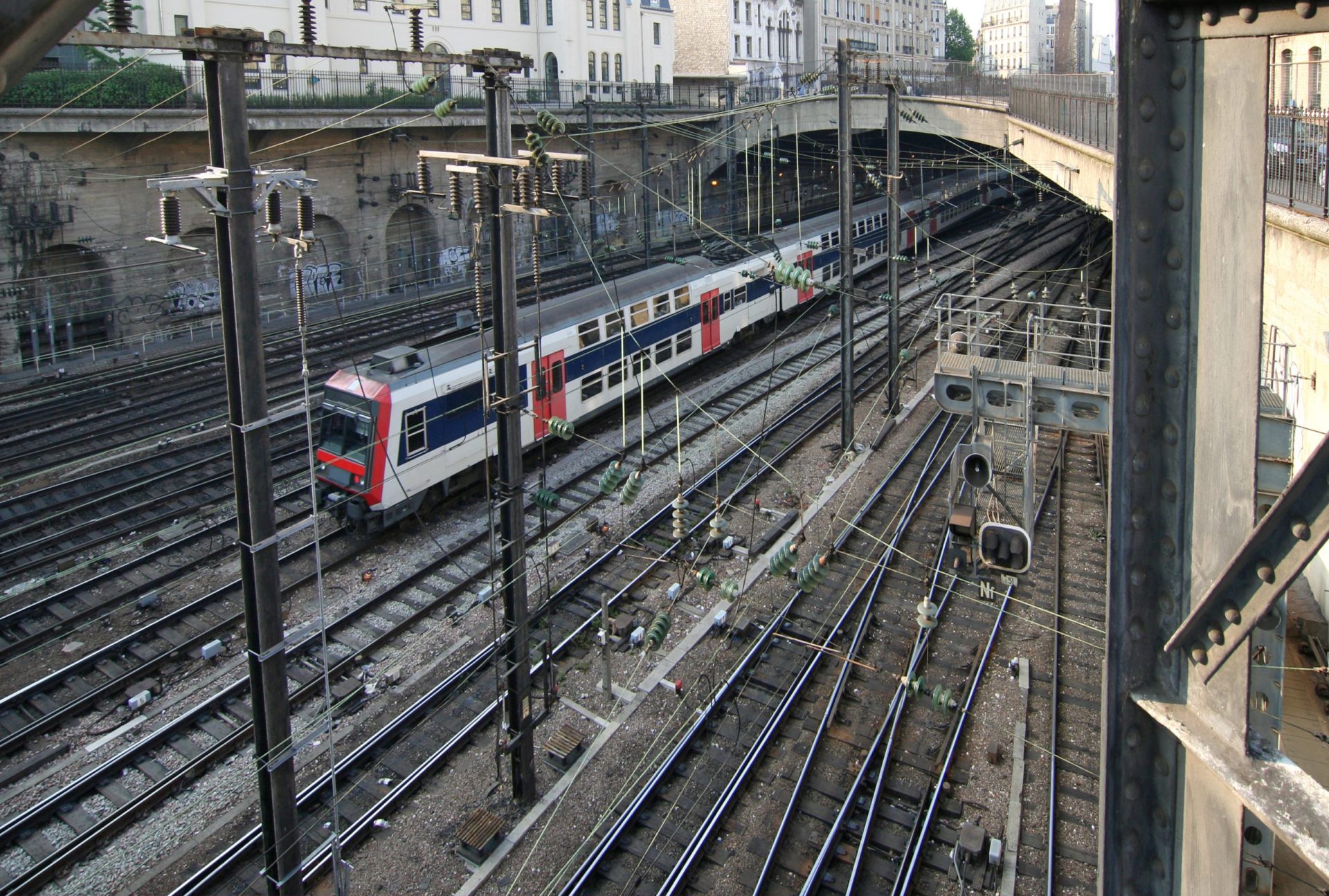 Cinco pessoas esfaqueadas na Gare du Nord em Paris