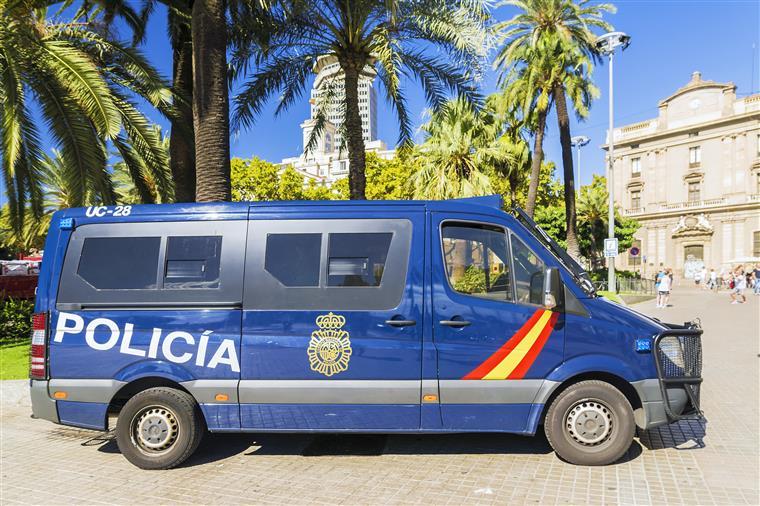 Português detido por suspeitas de assalto com arma de fogo em Espanha