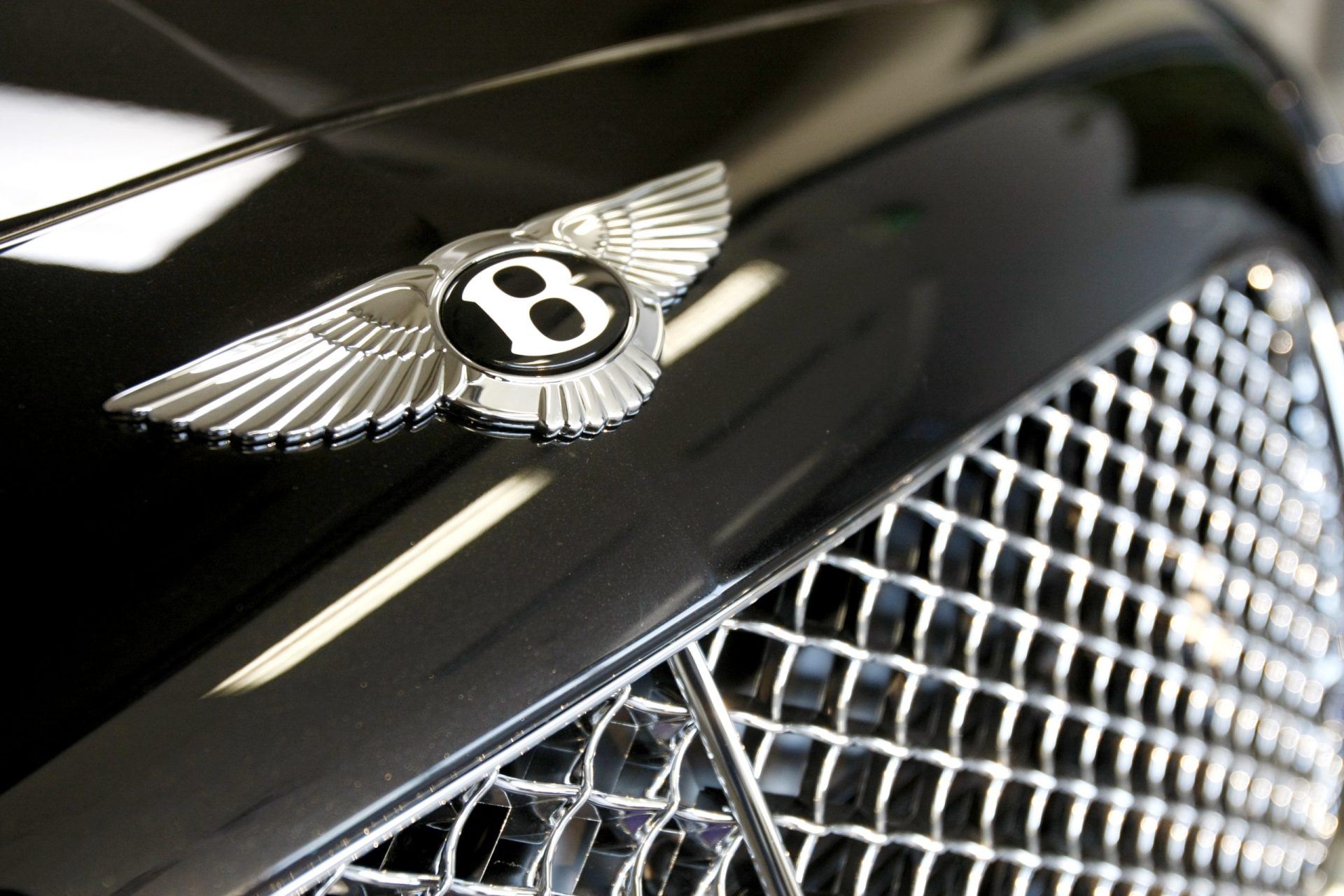 Bentley vende mais em Braga