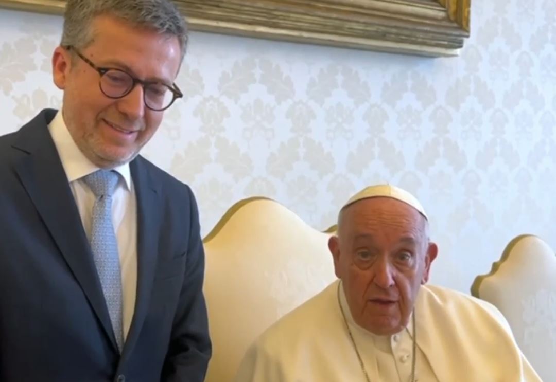 Papa faz vídeo com Moedas e pede desculpa aos portugueses pela &#8220;confusão&#8221; das Jornadas
