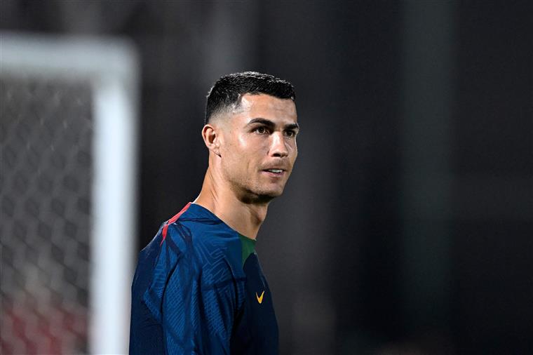 Ronaldo insatisfeito quer voltar para a Europa