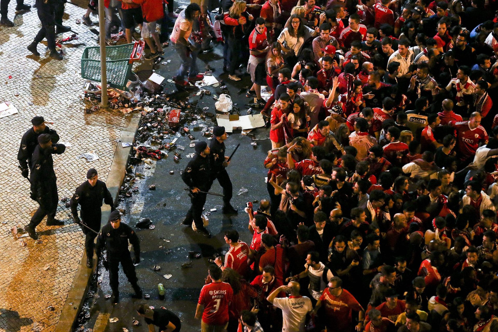 PSP diz que força no Marquês estava ajustada à festa do Benfica