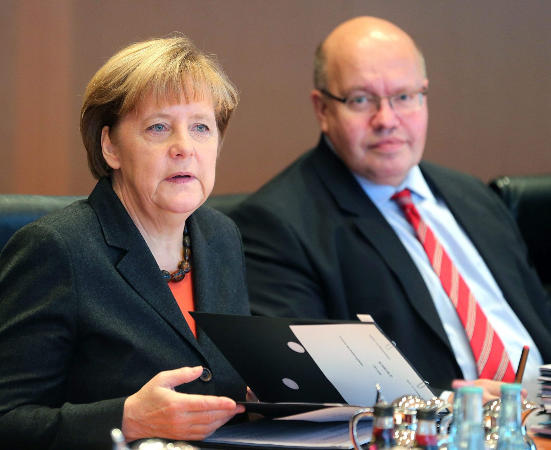 Escândalo de espionagem abala o governo alemão