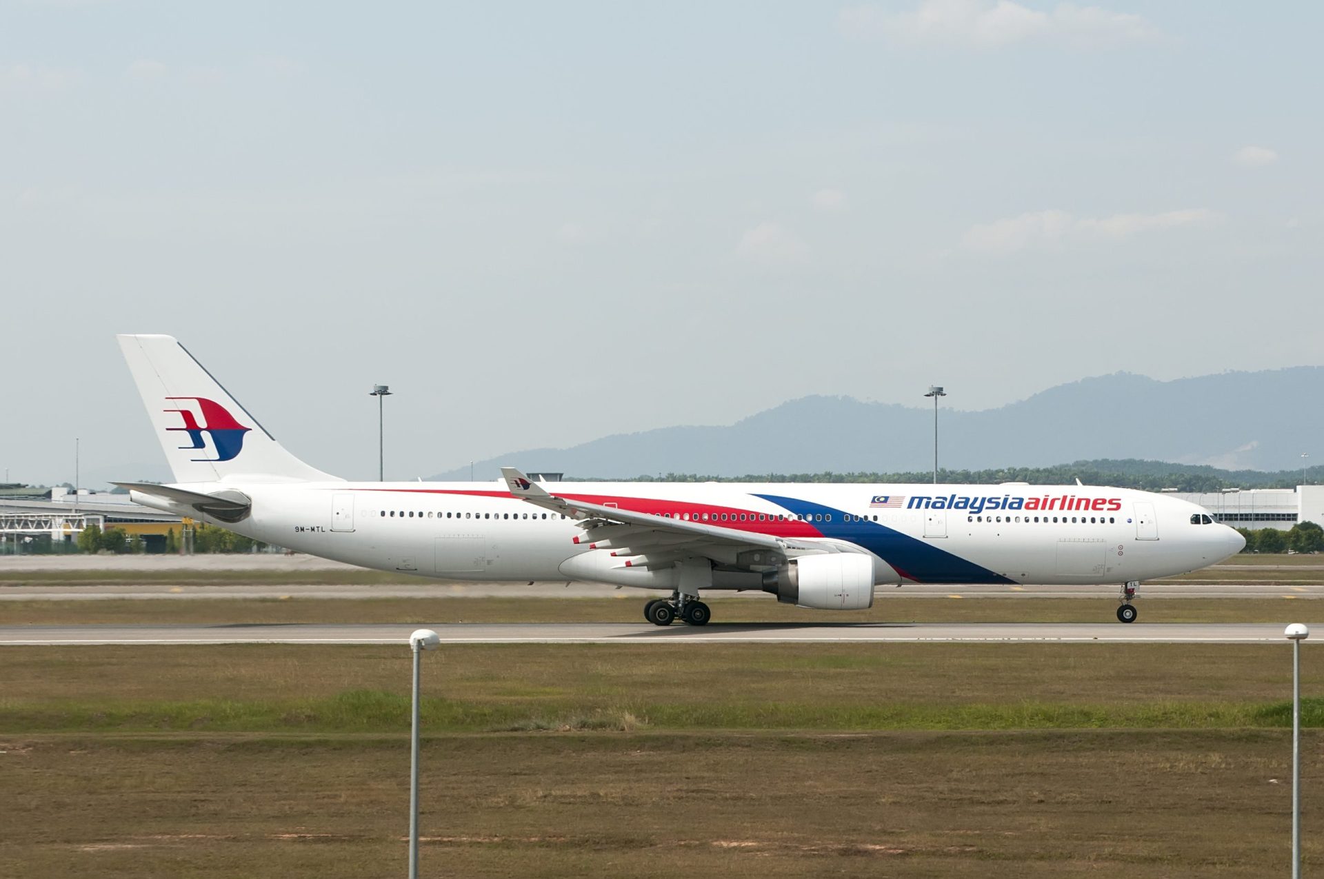 Novo susto com avião da Malaysia Airlines