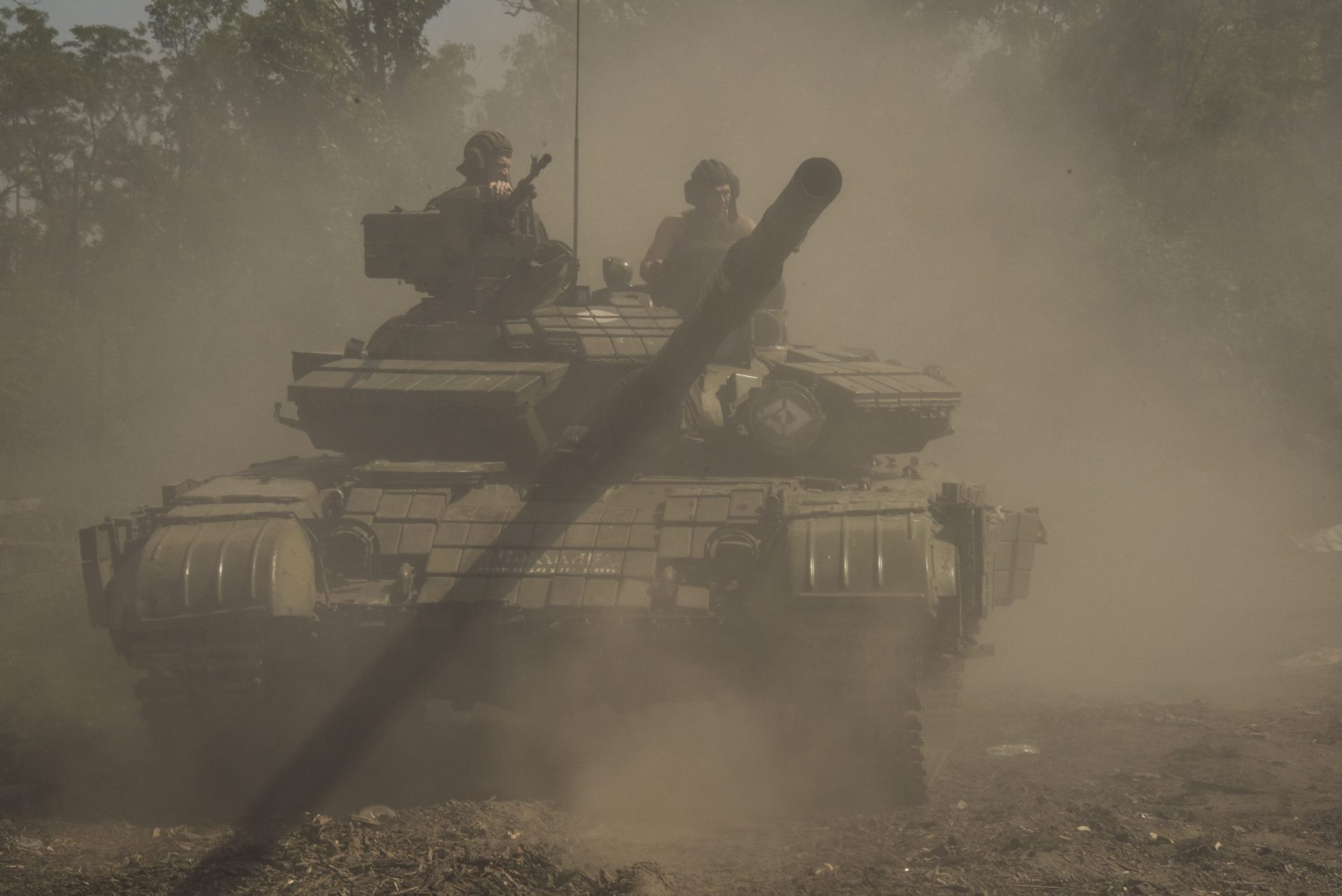 Dez civis feridos por artilharia ucraniana