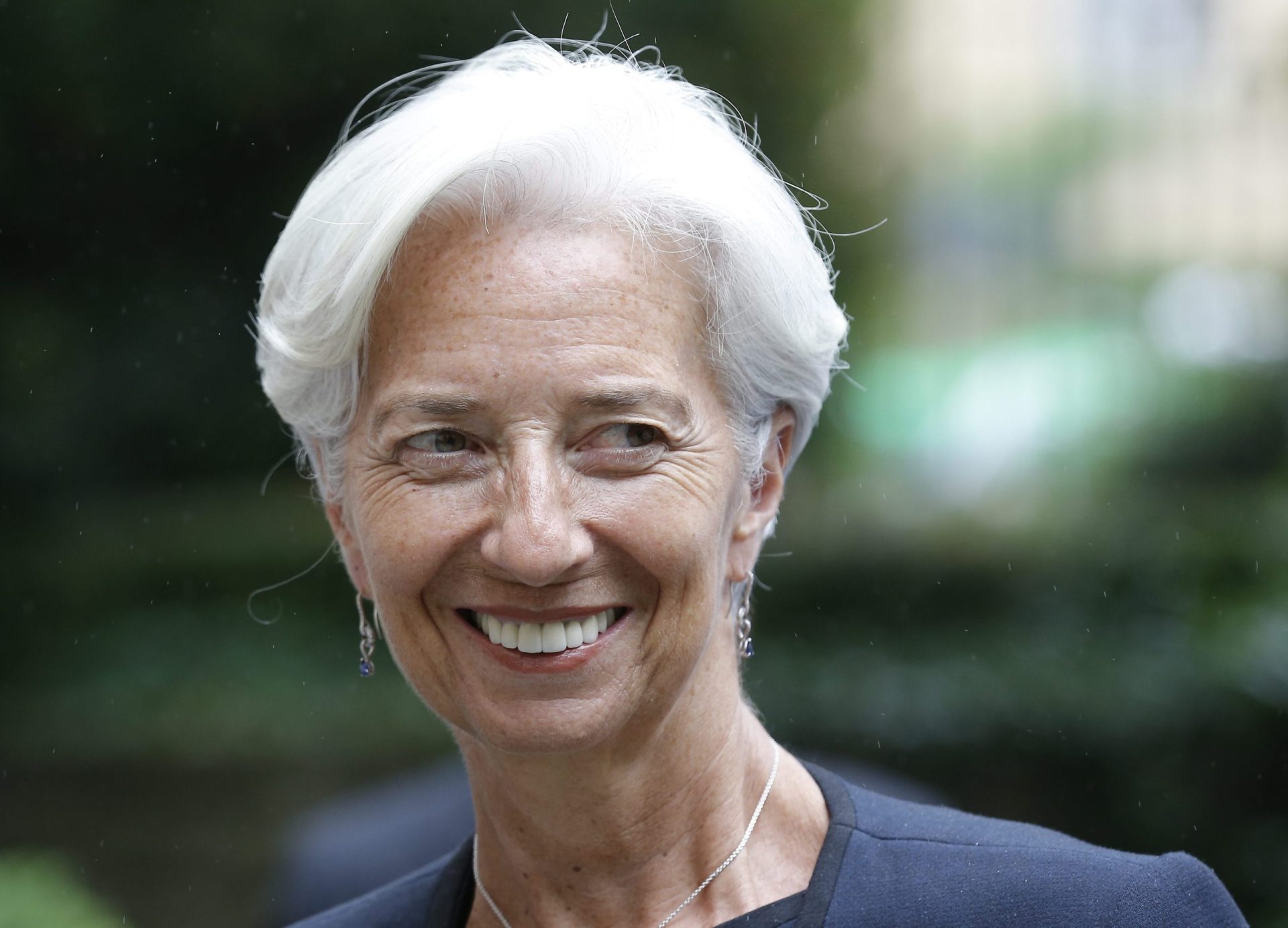 Lagarde diz que Grécia tem que pagar dívida no dia 30