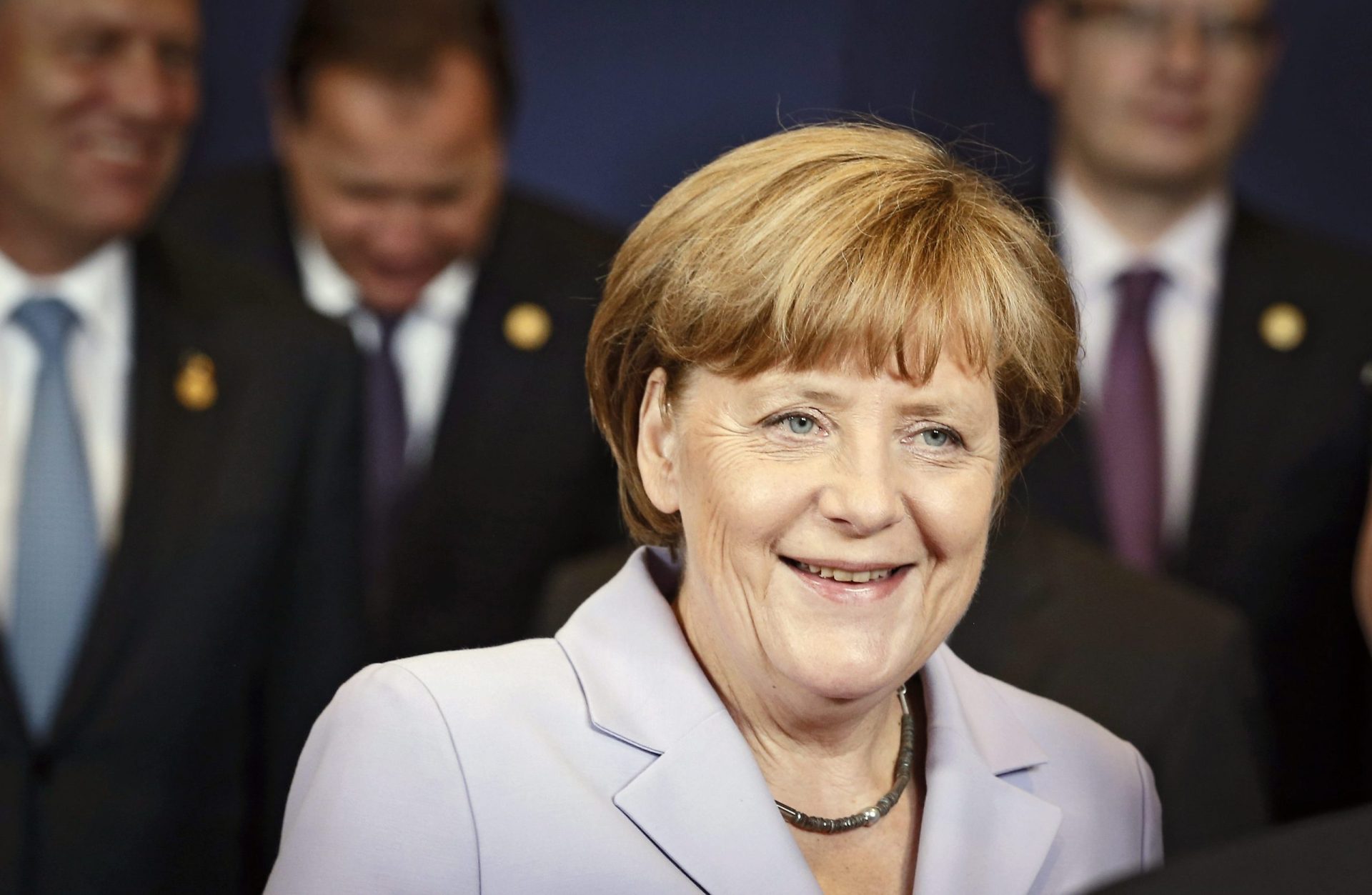 Merkel diz que reunião do Eurogrupo no sábado é “decisiva” para a Grécia