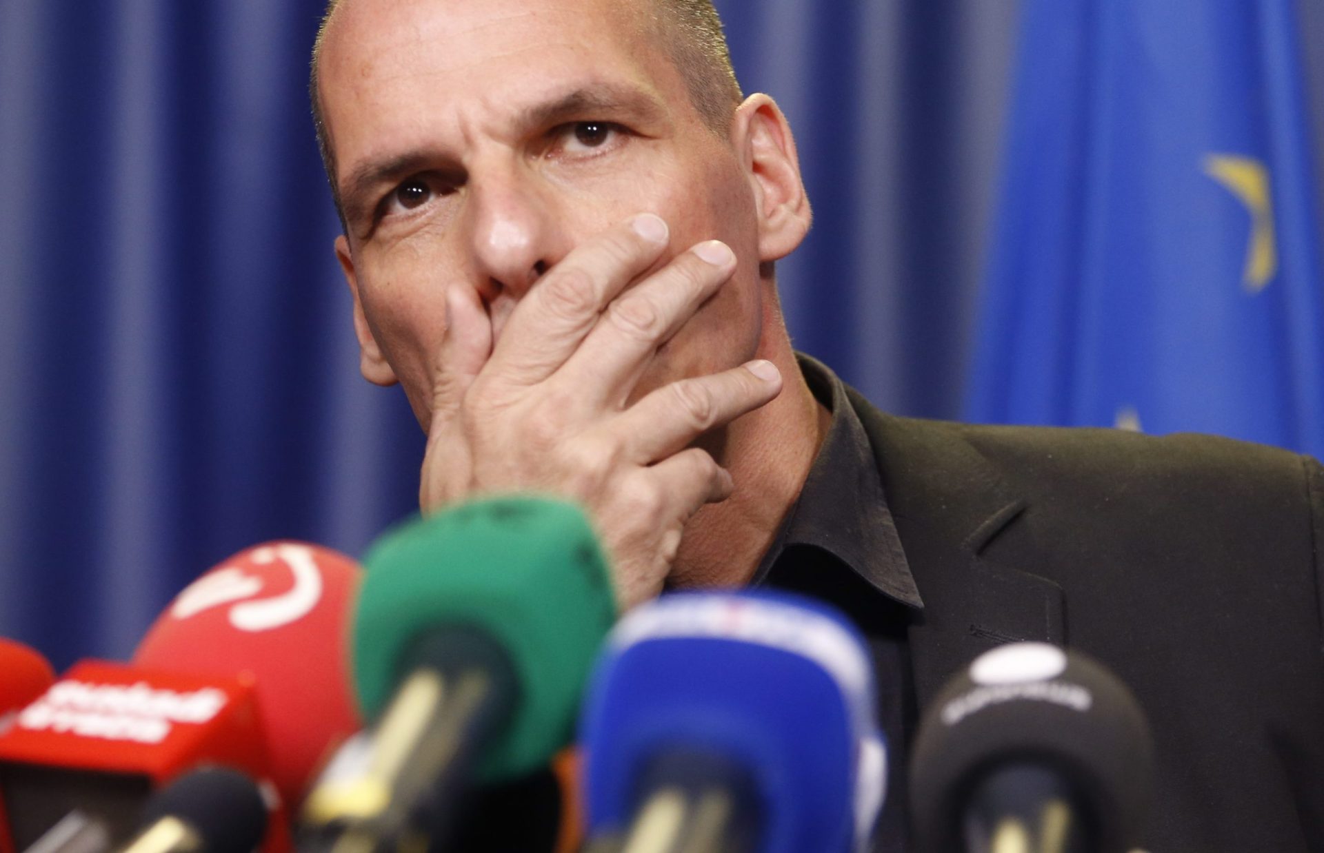 Varoufakis adverte para riscos de &#8216;danos permanentes&#8217; na zona euro