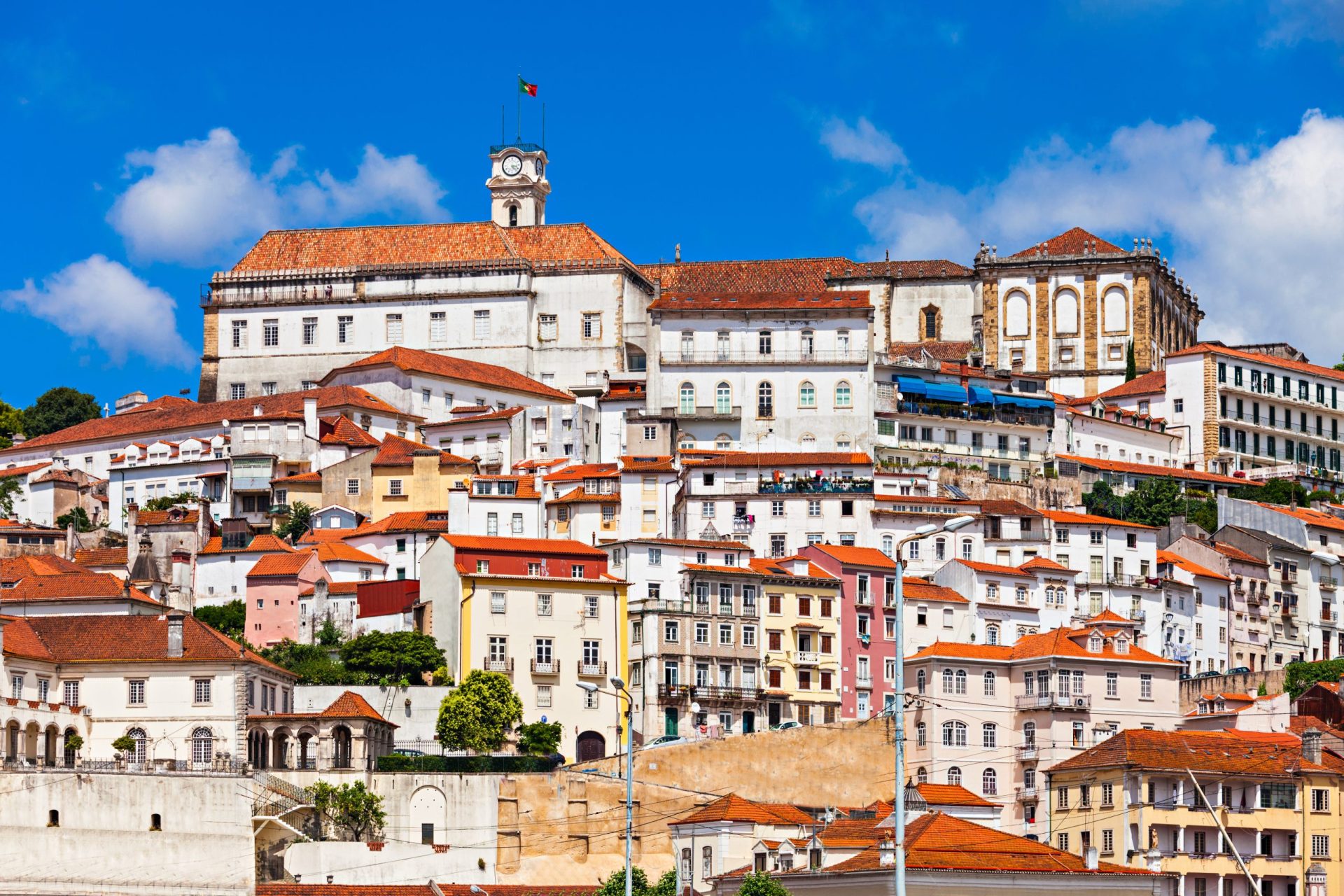 50% da população da Região de Coimbra tem apenas a antiga quarta classe