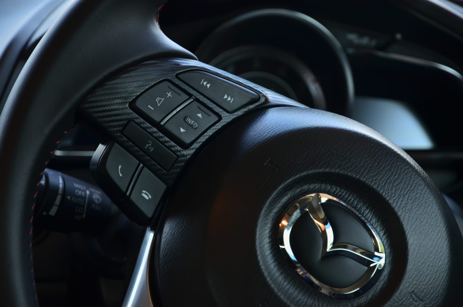 Mazda chama à revisão 1,66 milhões de viaturas