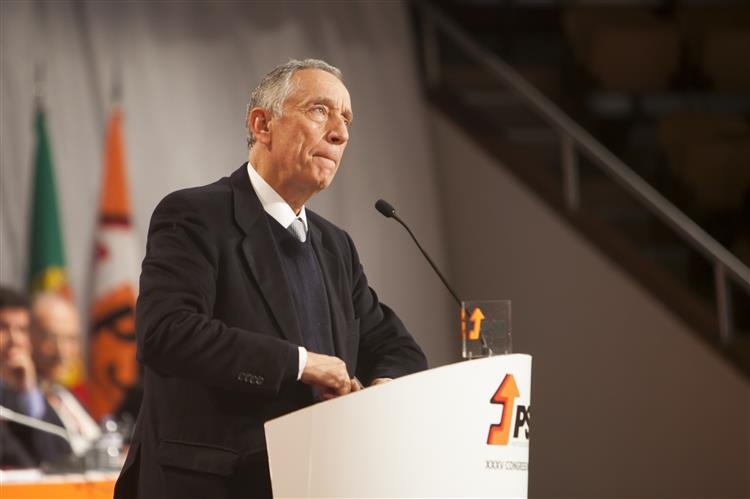 Presidenciais. Marcelo e Santana avançam em Outubro