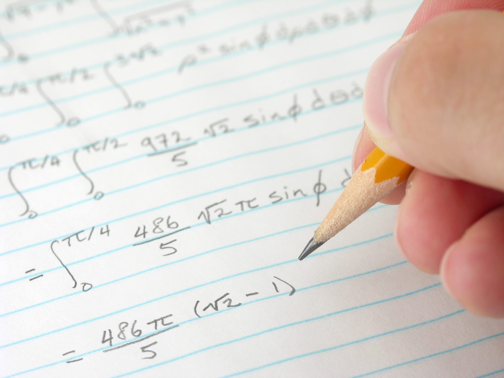 Exames nacionais: Matemática chega à positiva