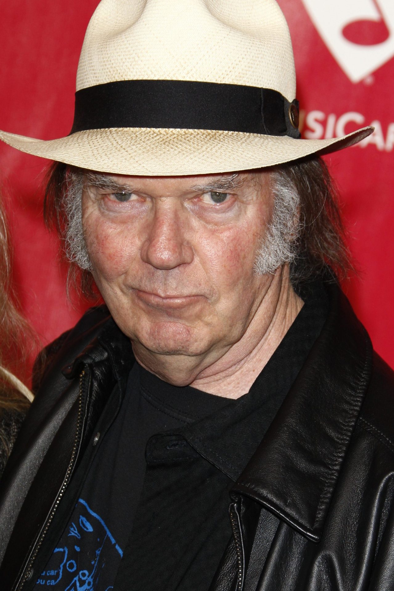 Neil Young diz ‘não’ ao streaming