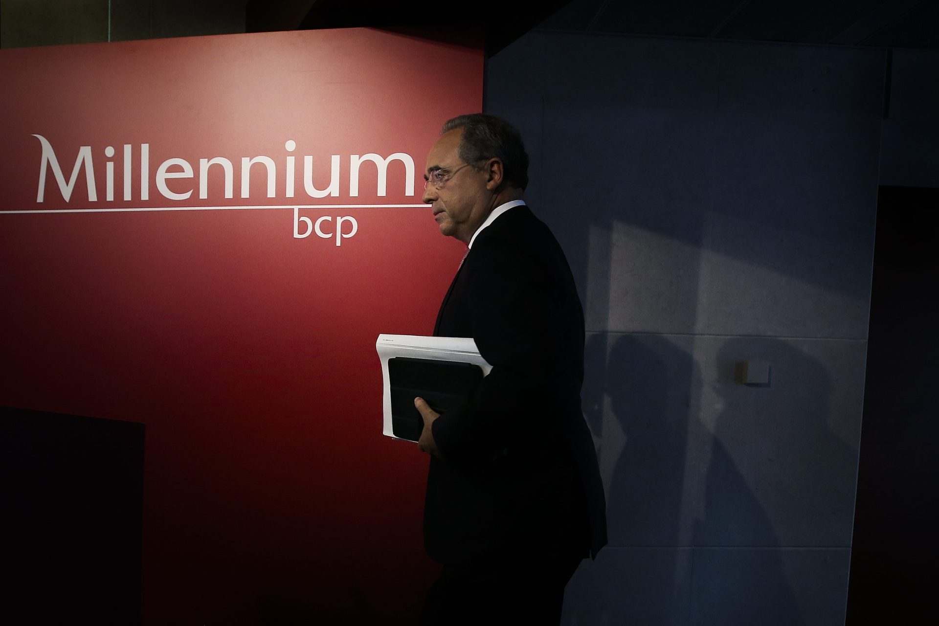 BCP passa de prejuízo a lucro de 240,7 milhões de euros