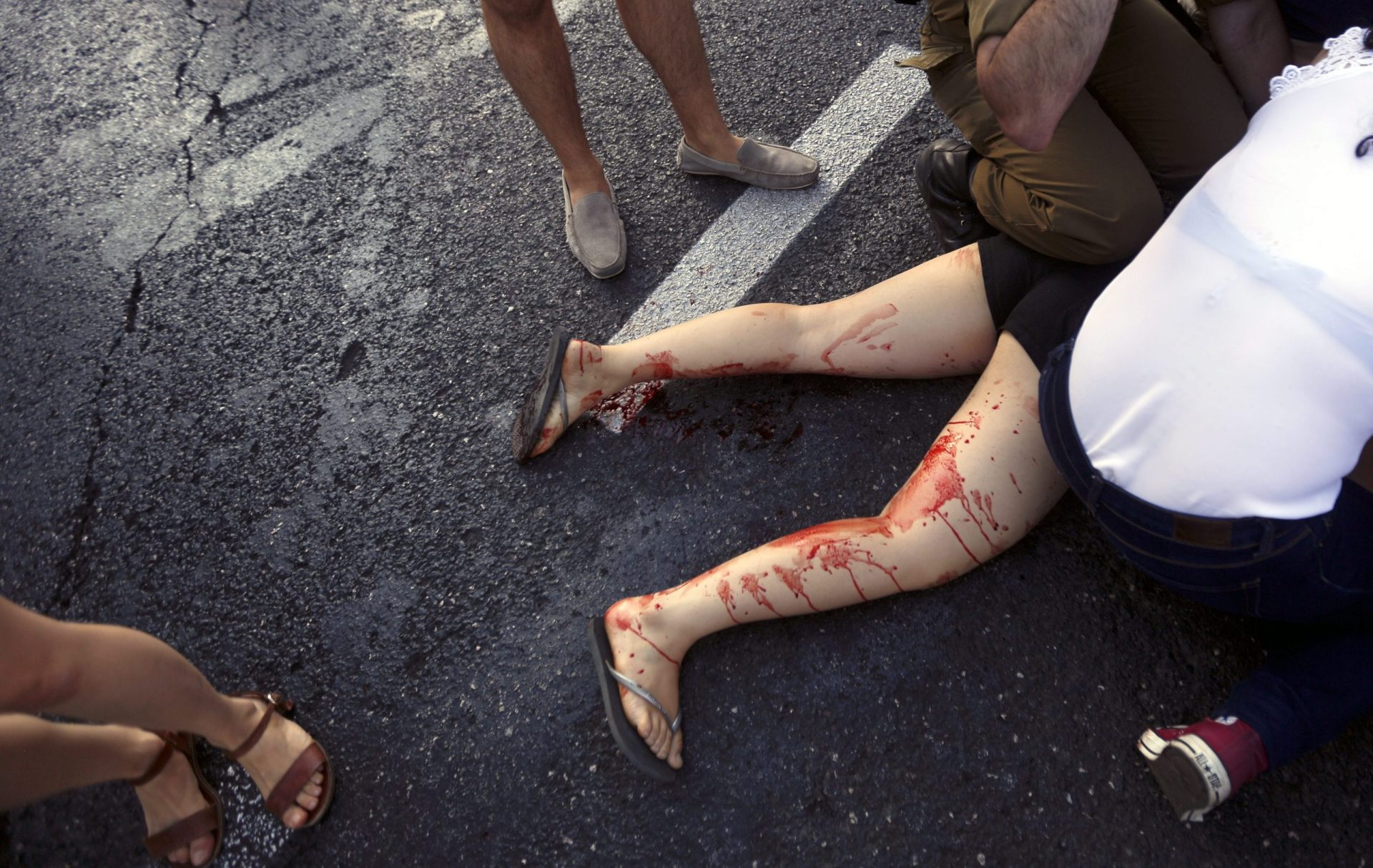 Jerusalém. Homem esfaqueou seis pessoas em parada gay em &#8216;nome de Deus&#8217;