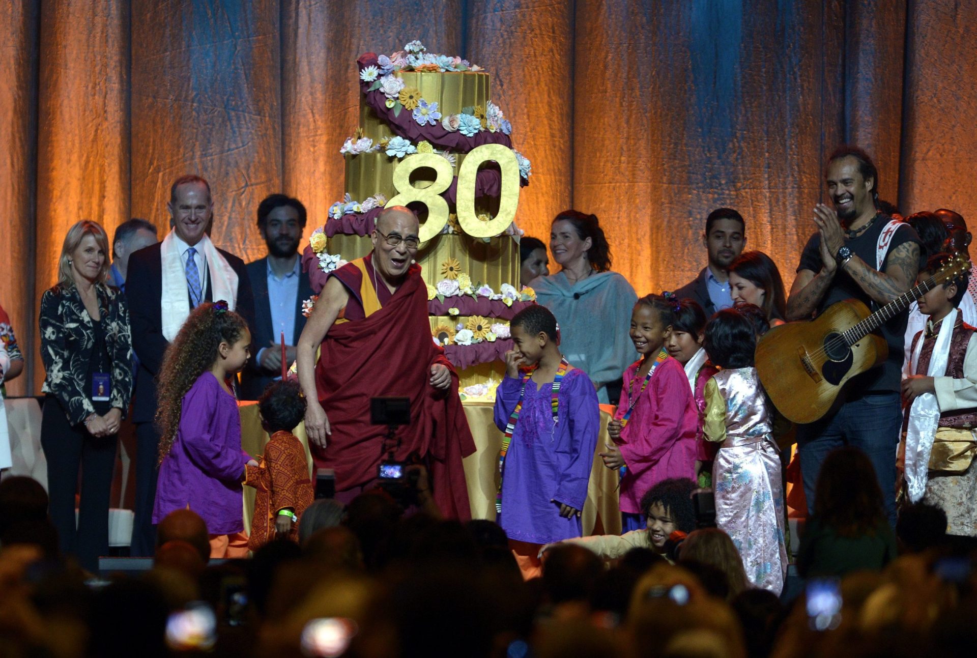 Dalai Lama festeja 80 anos