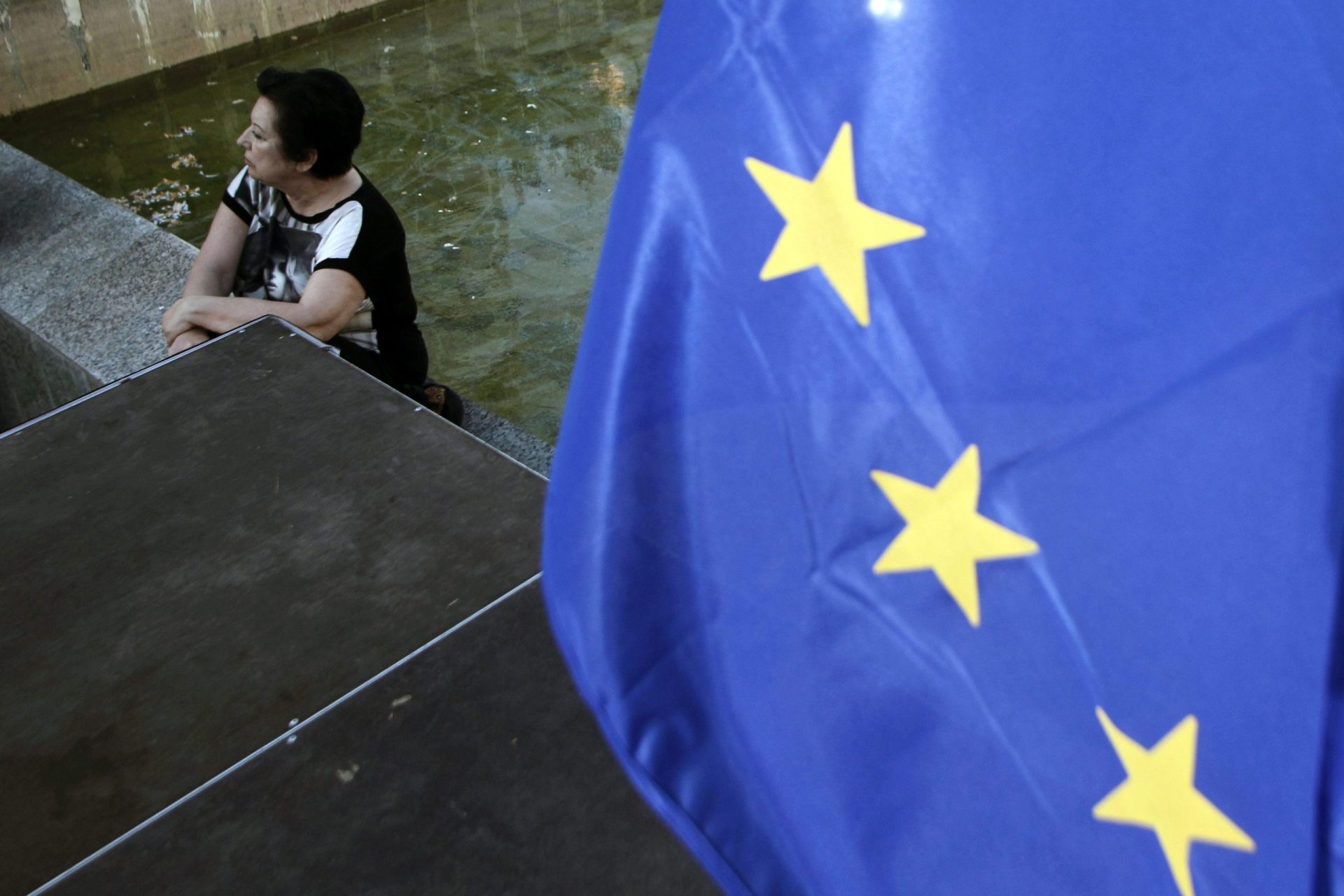 Eurogrupo espera novas propostas de Atenas