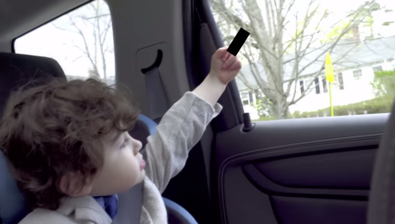 Marca de carros faz anúncio com crianças a dizer palavrões