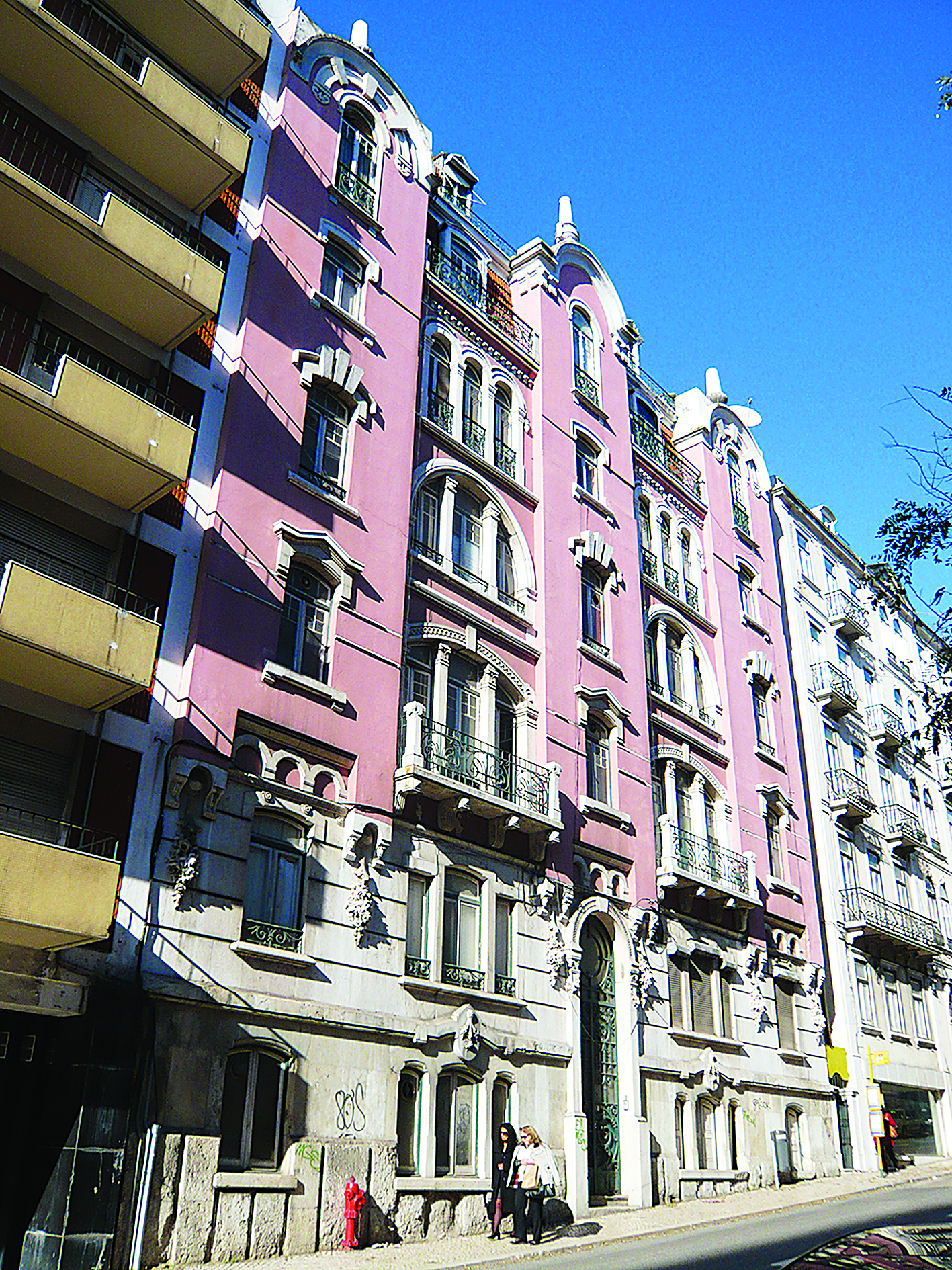 Sonae vende oito edifícios por dez milhões de euros em Lisboa