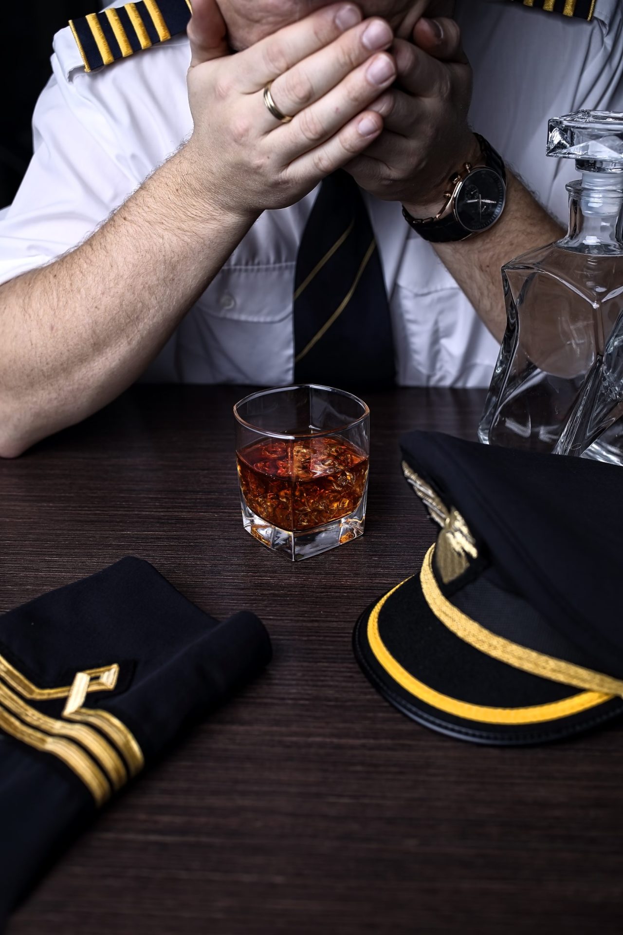 Companhia aérea da Letónia a braços com justiça por consumo de álcool